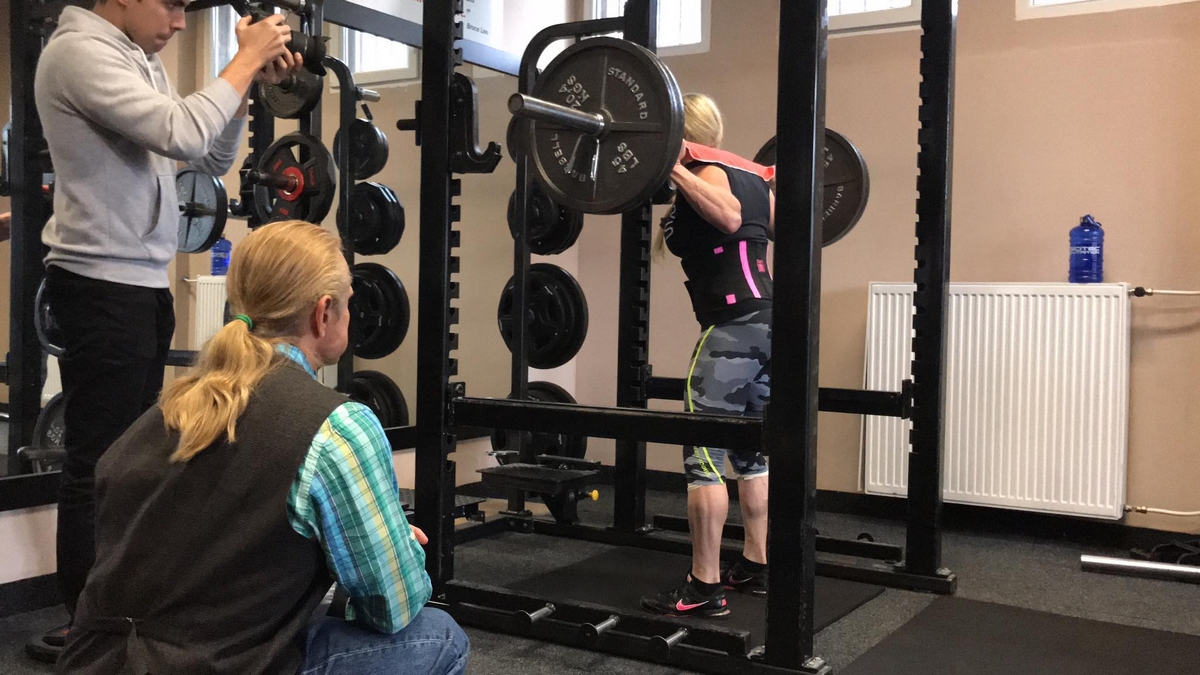 �Margita Z�molov�, Tom Platz��