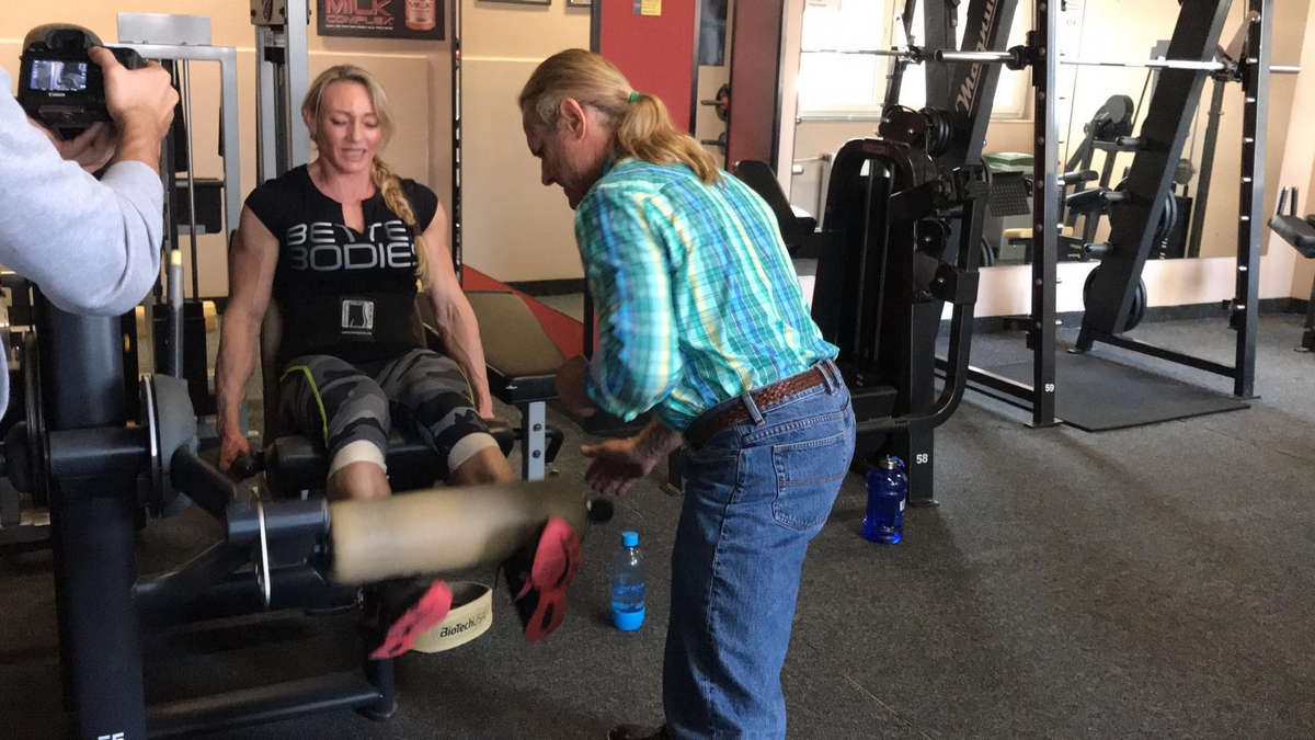 �Margita Z�molov�, Tom Platz��