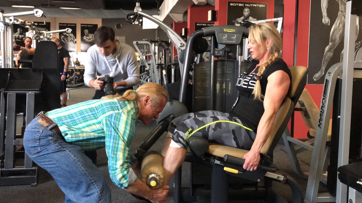 �Margita Z�molov�, Tom Platz��