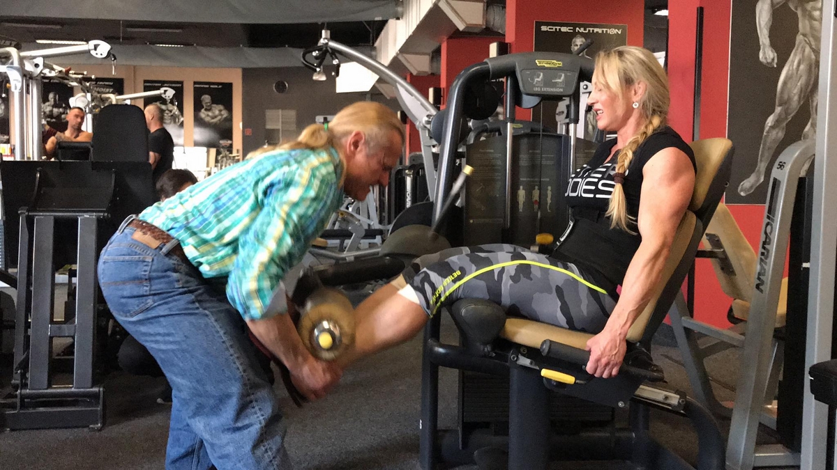 �Margita Z�molov�, Tom Platz��