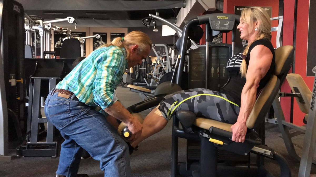 �Margita Z�molov�, Tom Platz��