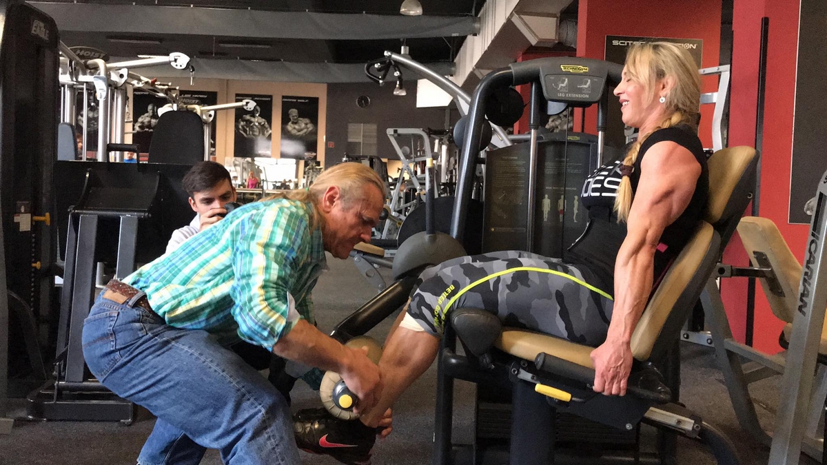 �Margita Z�molov�, Tom Platz��