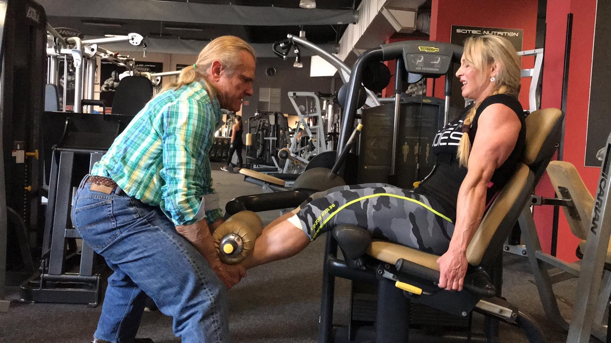 �Margita Z�molov�, Tom Platz��