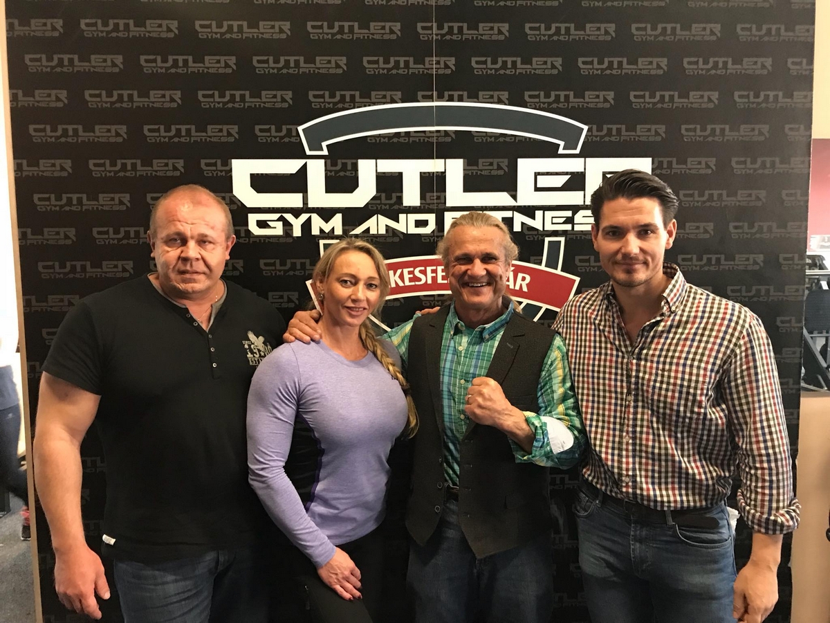 �Franti�ek Z�mola, Margita Z�molov�, Tom Platz��