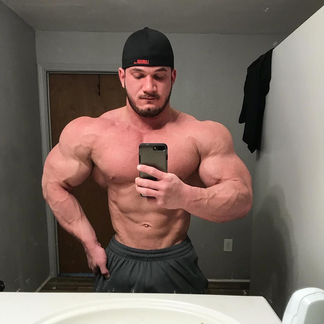 Hunter Labrada