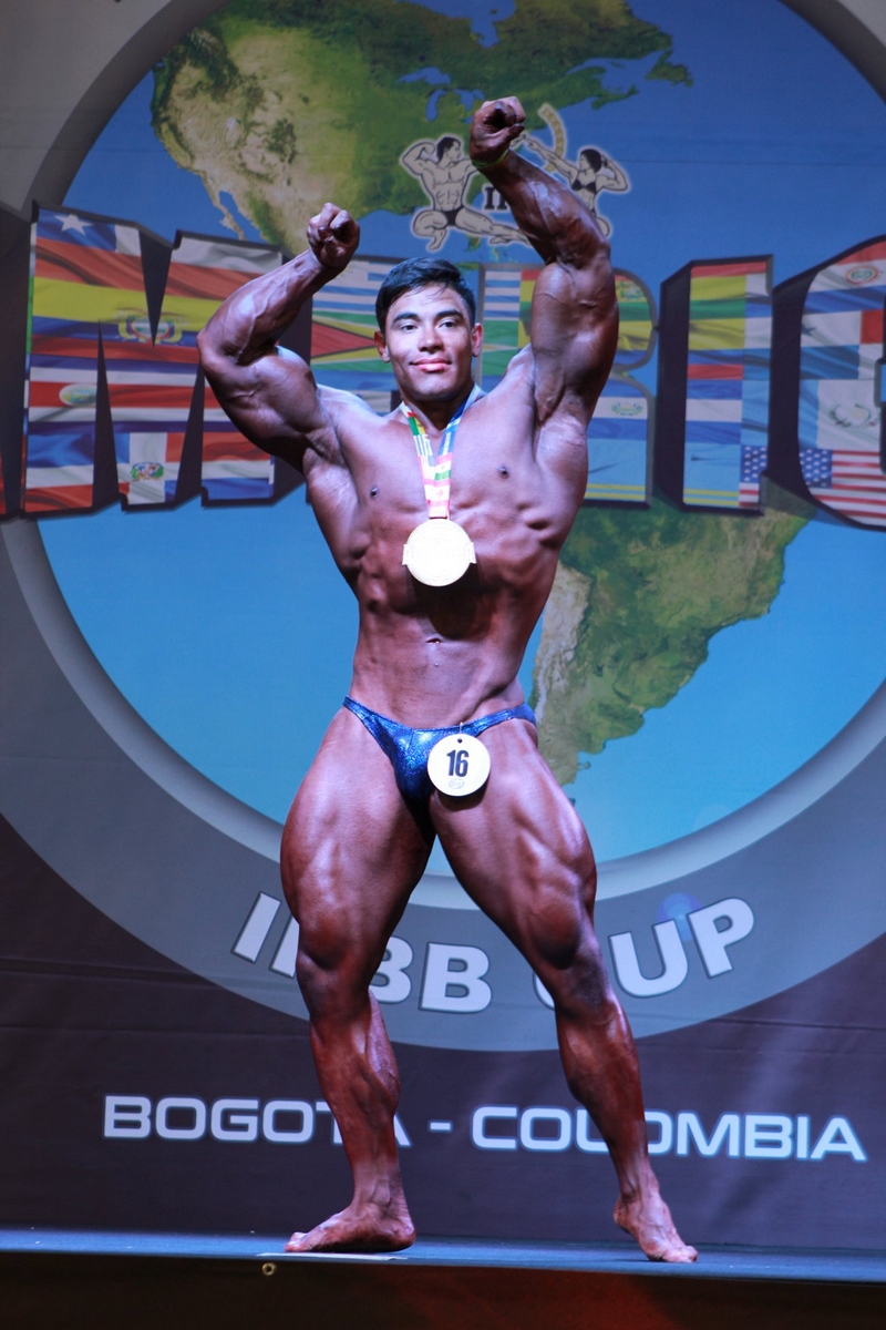 	Carlos Emanuel Longoria�