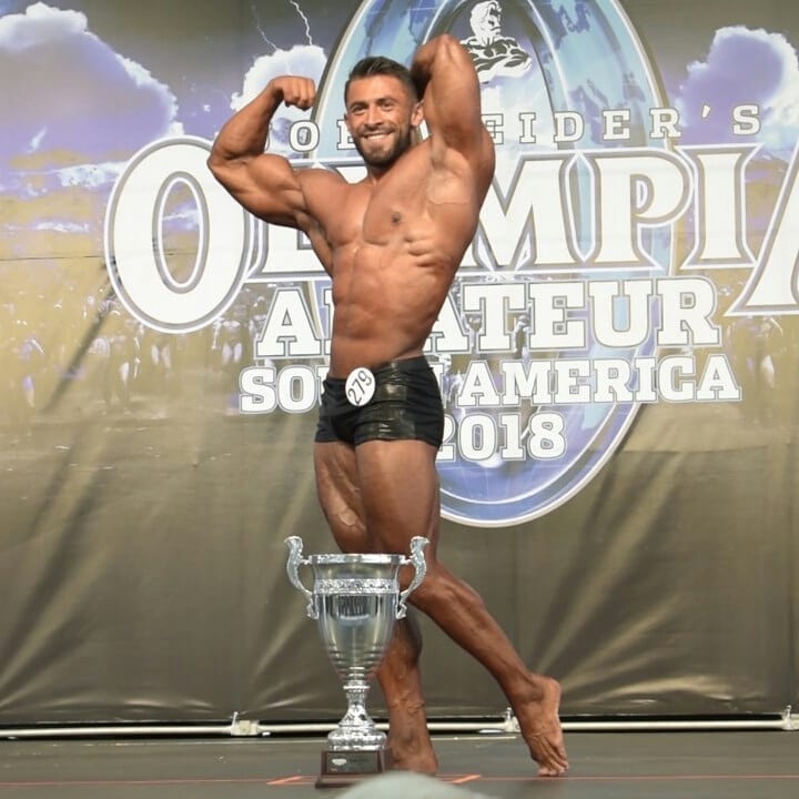 �Julian Castano