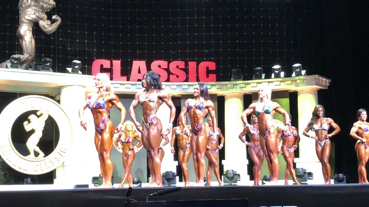 �Margita Z�molov�, Shanique Grant, Natalia Abraham Coelho, Kira Neuman