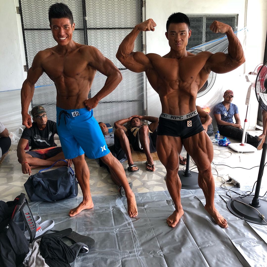Chen Kang (vpravo)�