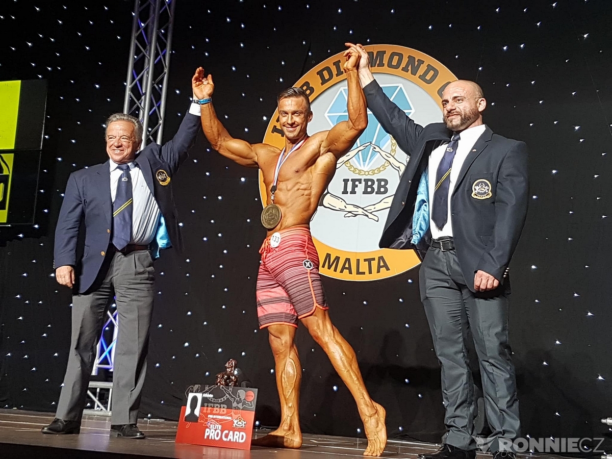 Rafael Santonja, Petr B�lek, Ralph Decelis
