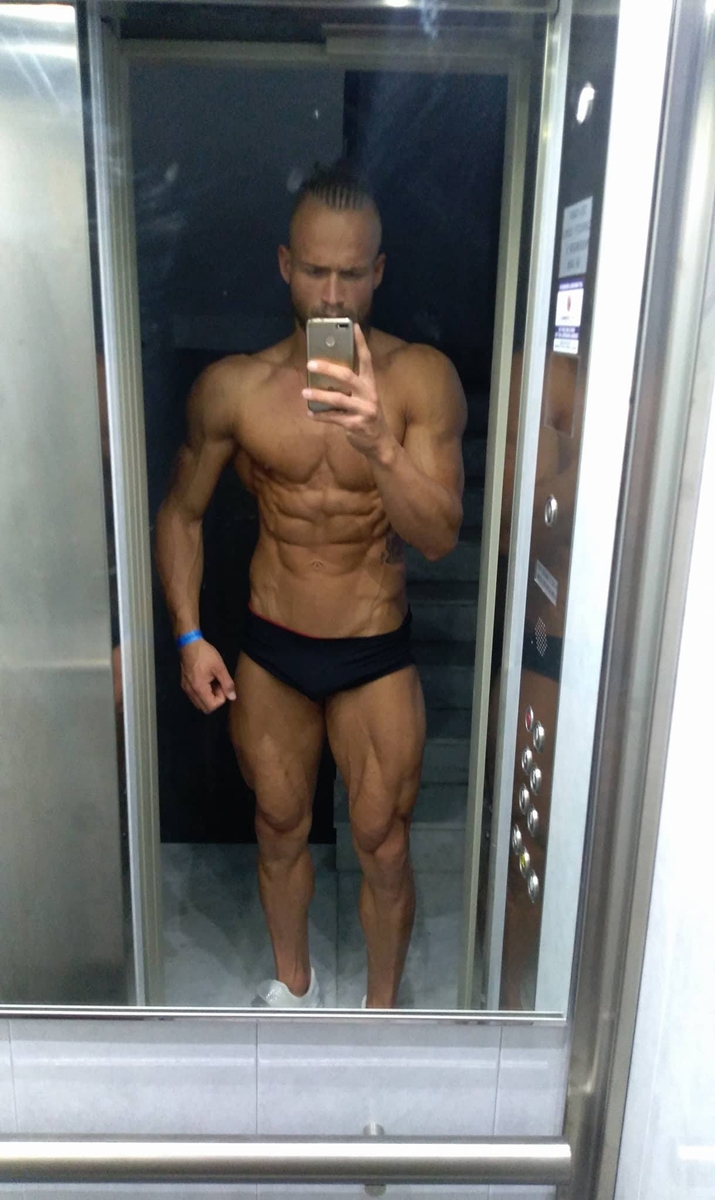 Anton�n Moravec�