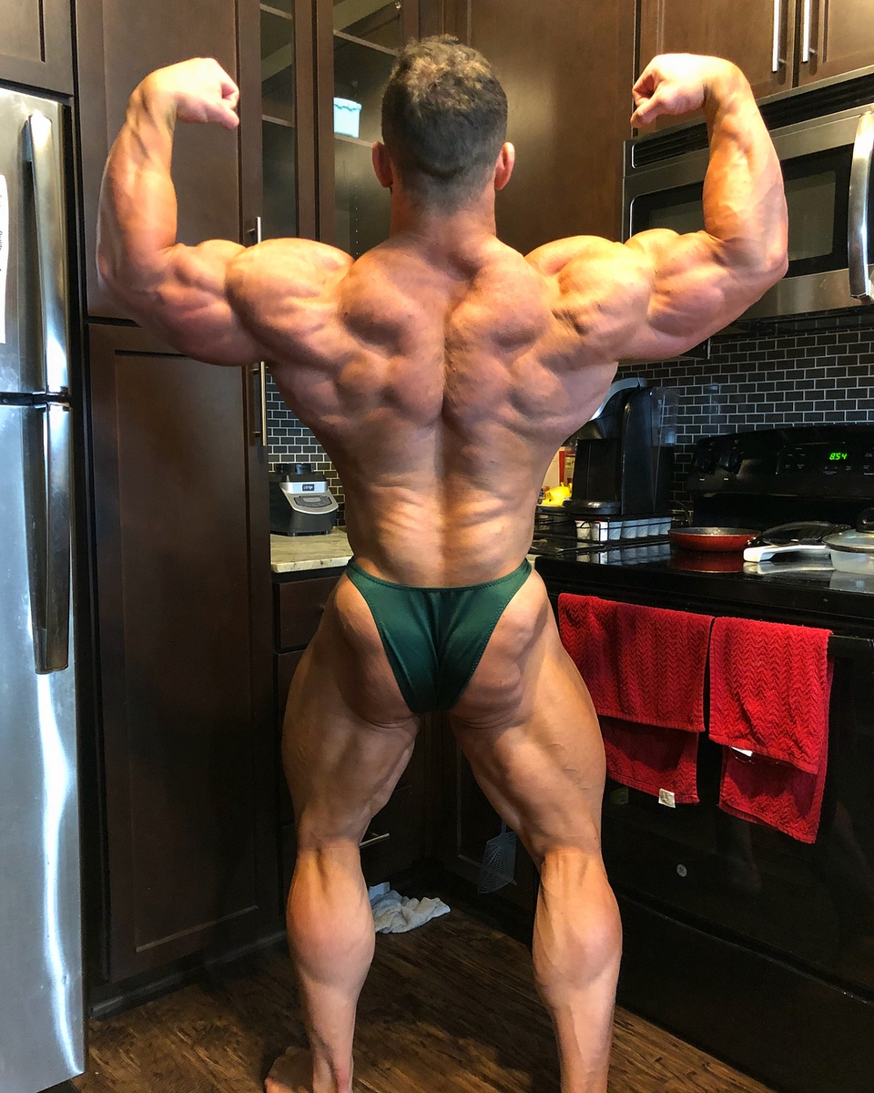 Hunter Labrada