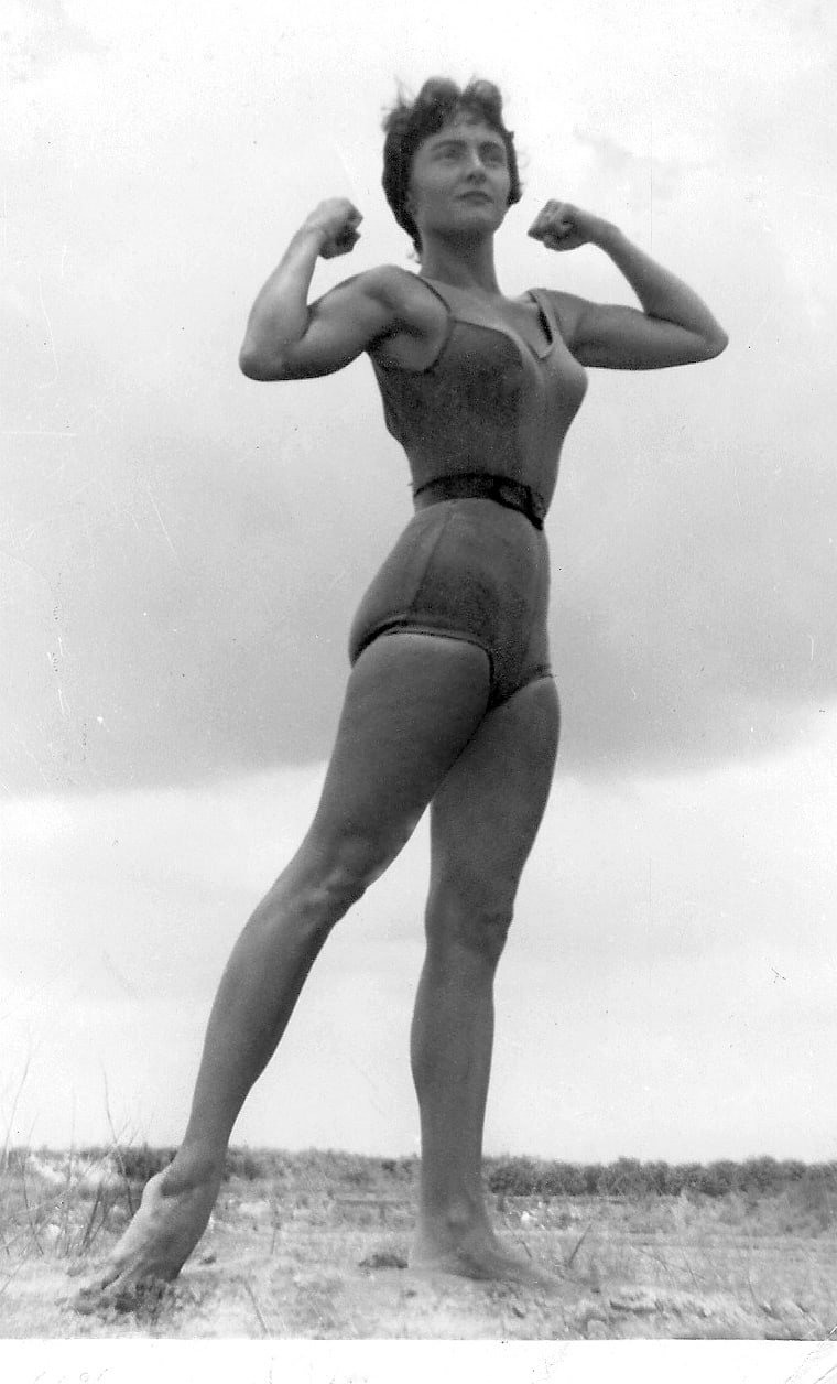 Doris Barrilleaux na "p��li� svalnat�" fotografii z roku 1962