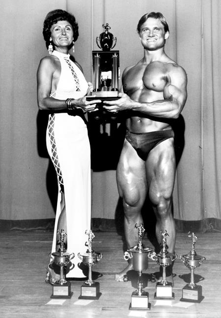 Doris Barrilleaux, Tom Platz�