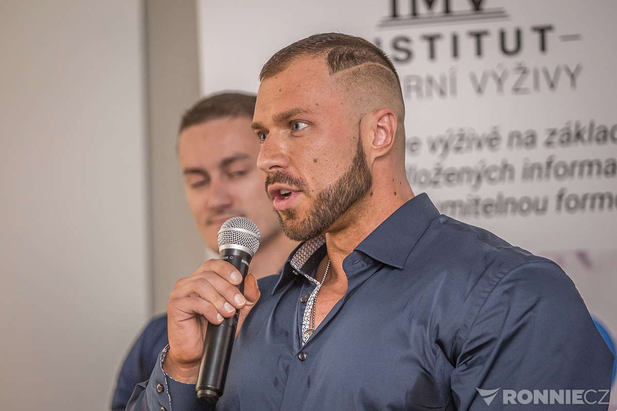 K�est knihy Modern� v��iva ve fitness a silov�ch sportech