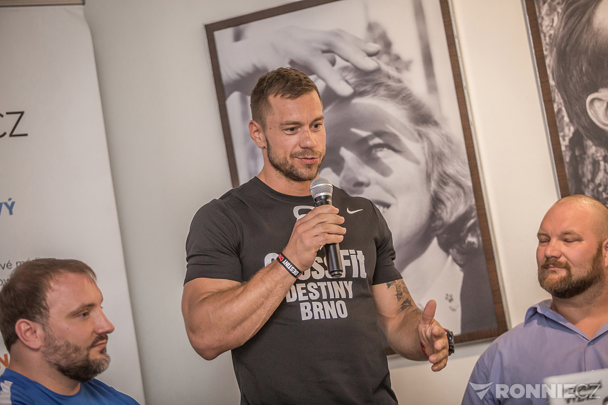 K�est knihy Modern� v��iva ve fitness a silov�ch sportech