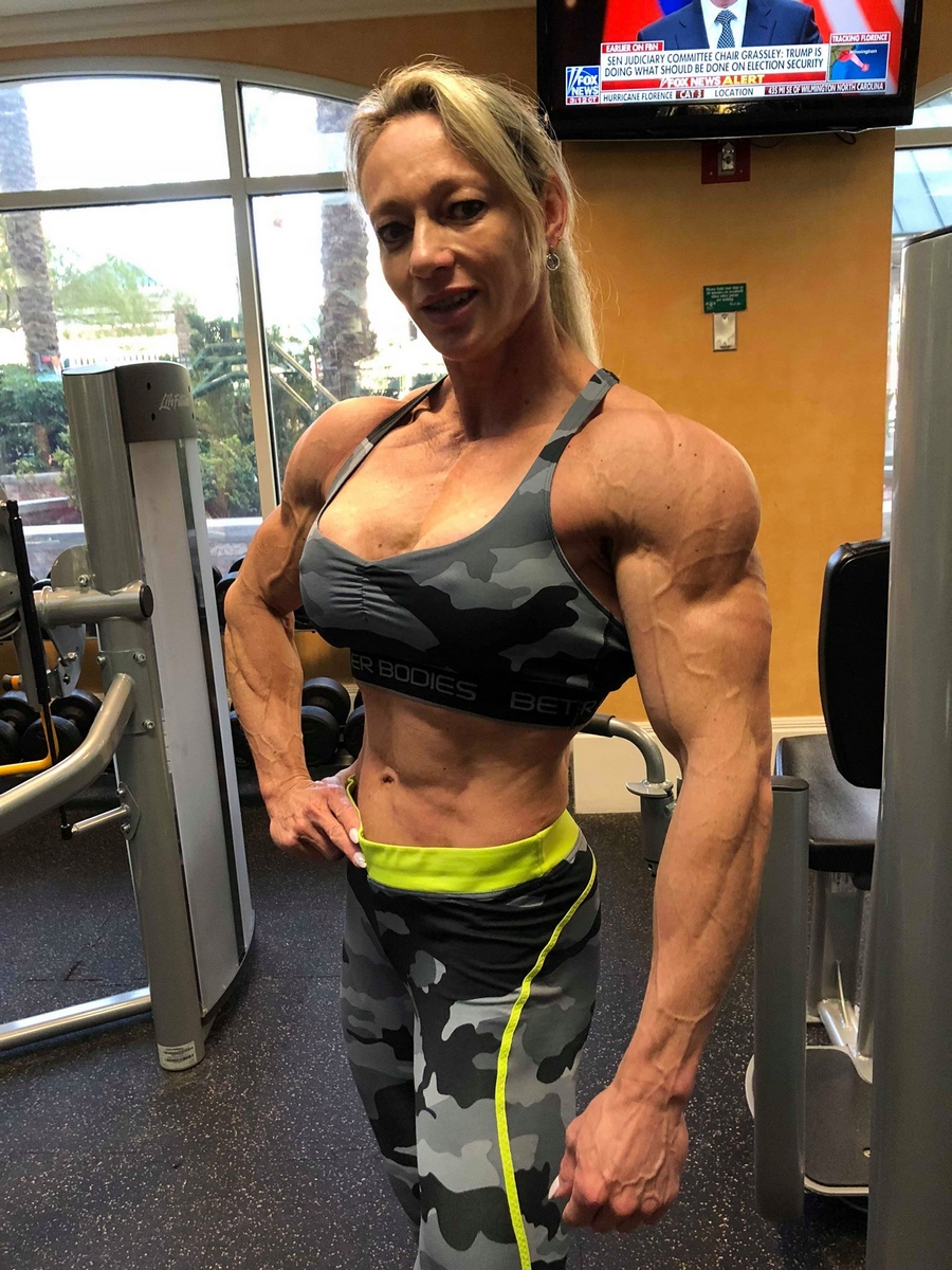 �Margita Z�molov�
