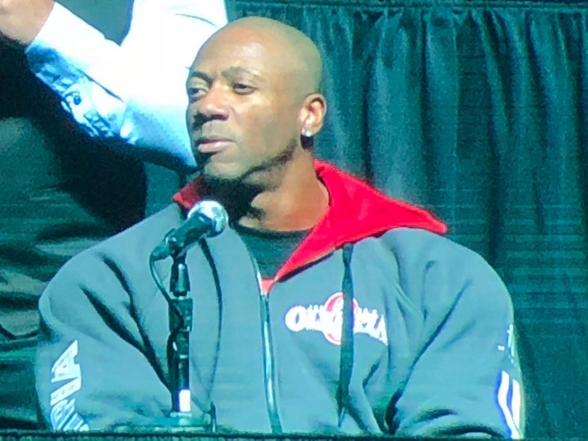 Shawn Rhoden�