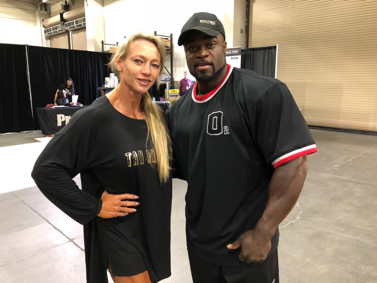 Margita Z�molov�, Brandon Curry�