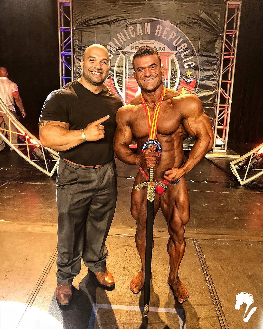 Jonathan Delarosa, Vlad Petric�