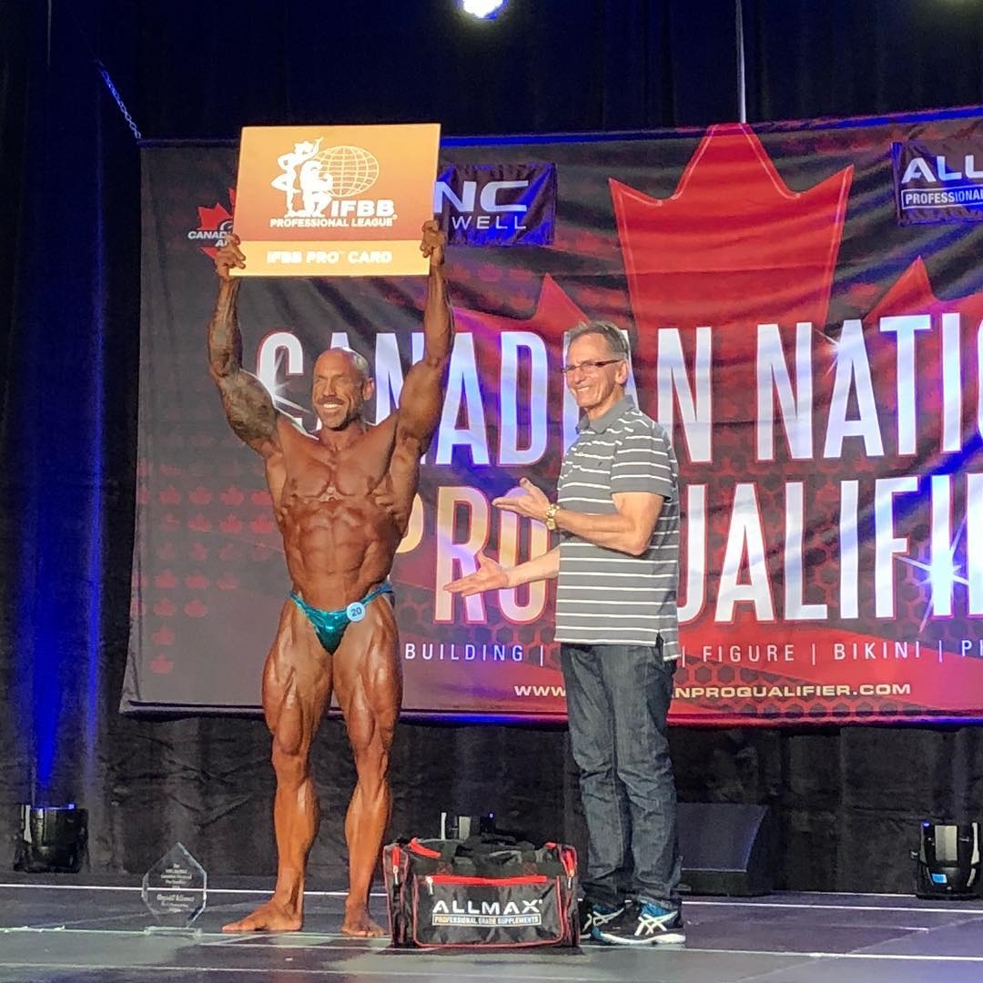 Mark Gillis�