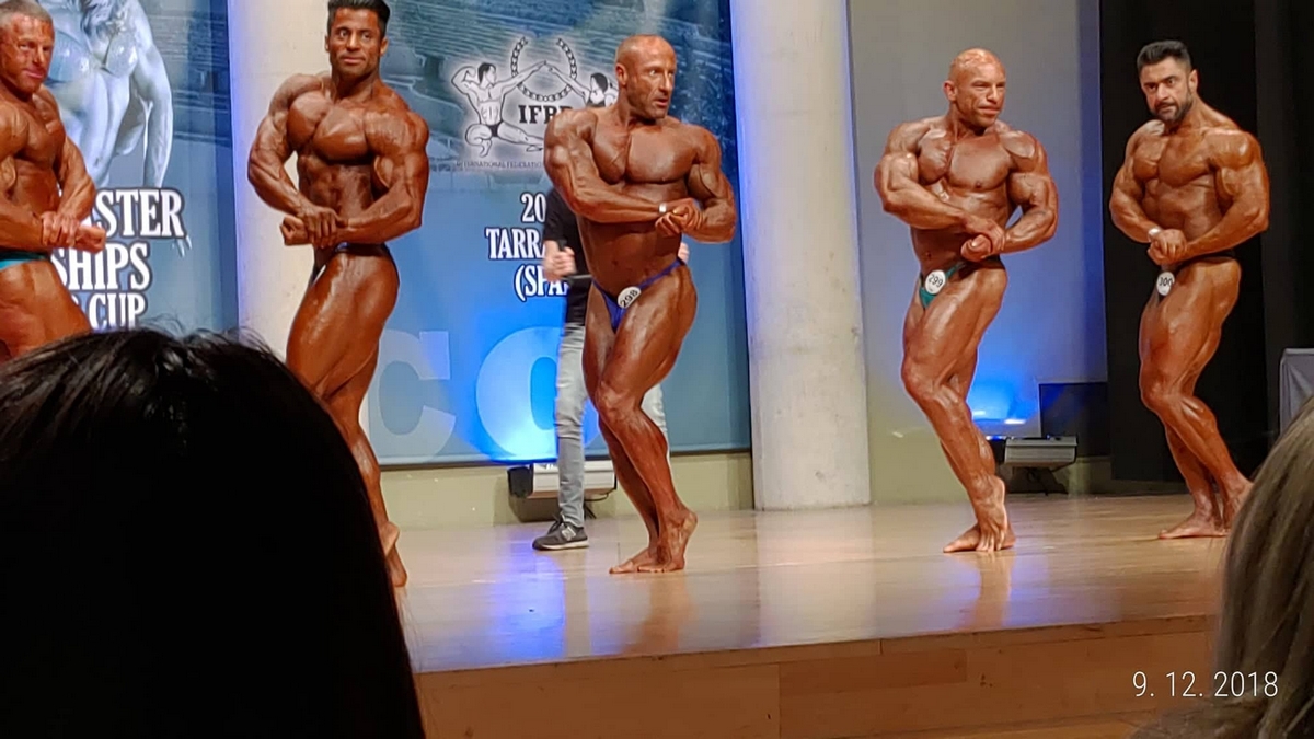 �Hamad Aljneibi, Ji�� �erm�k, Krzysztof Skryplonek, Gianni Iacono�