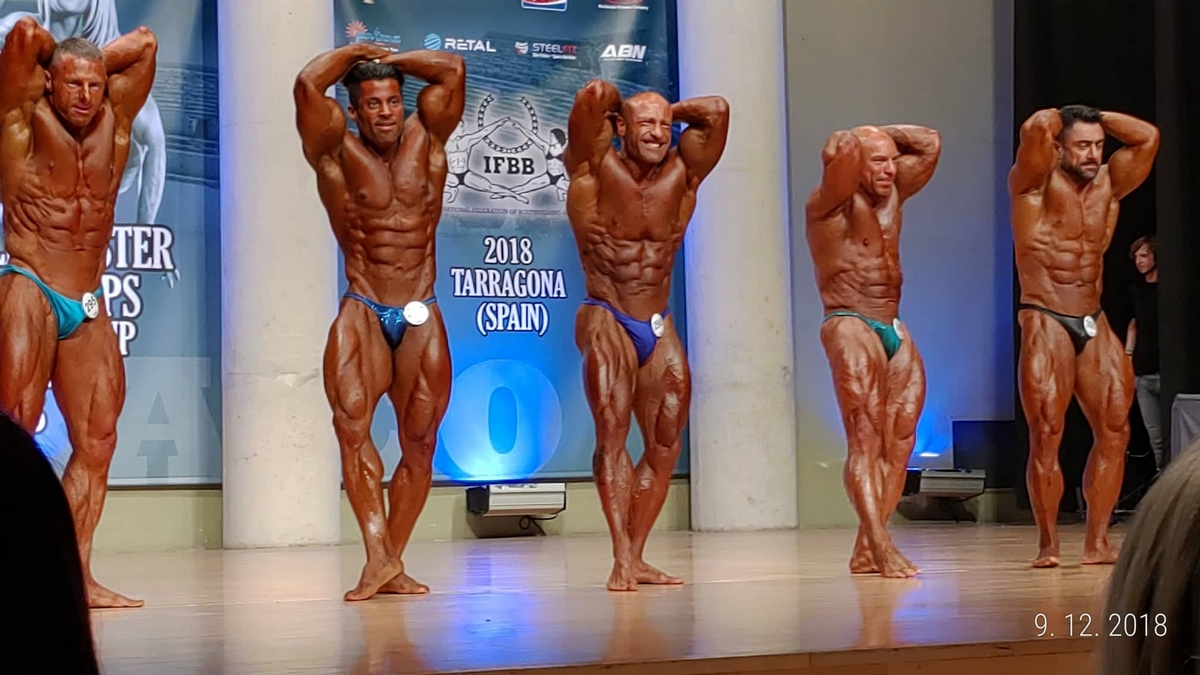 �Roman Skalsk�, Hamad Aljneibi, Ji�� �erm�k, Krzysztof Skryplonek, Gianni Iacono�