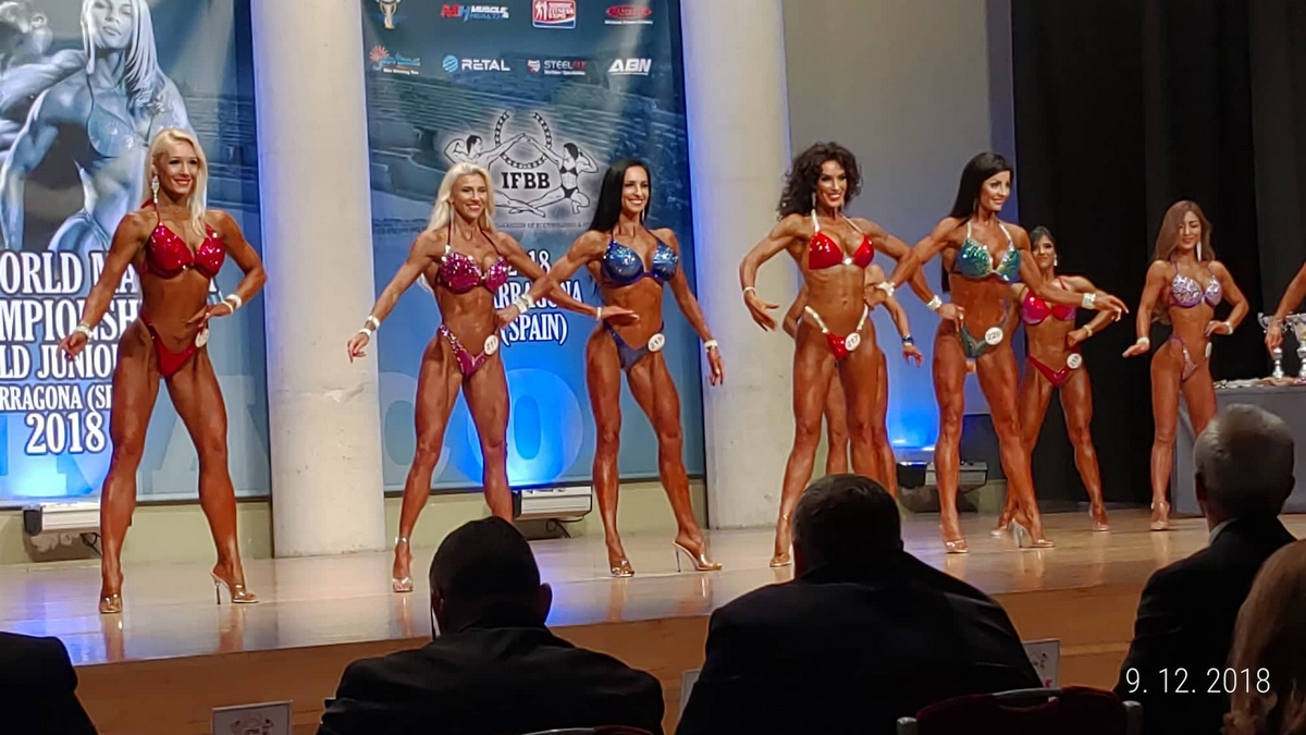 Jana Teder, Volha Aksamit, Gabriela Erbenov�, Orsolya Bucsai, Valeria Pipoli��