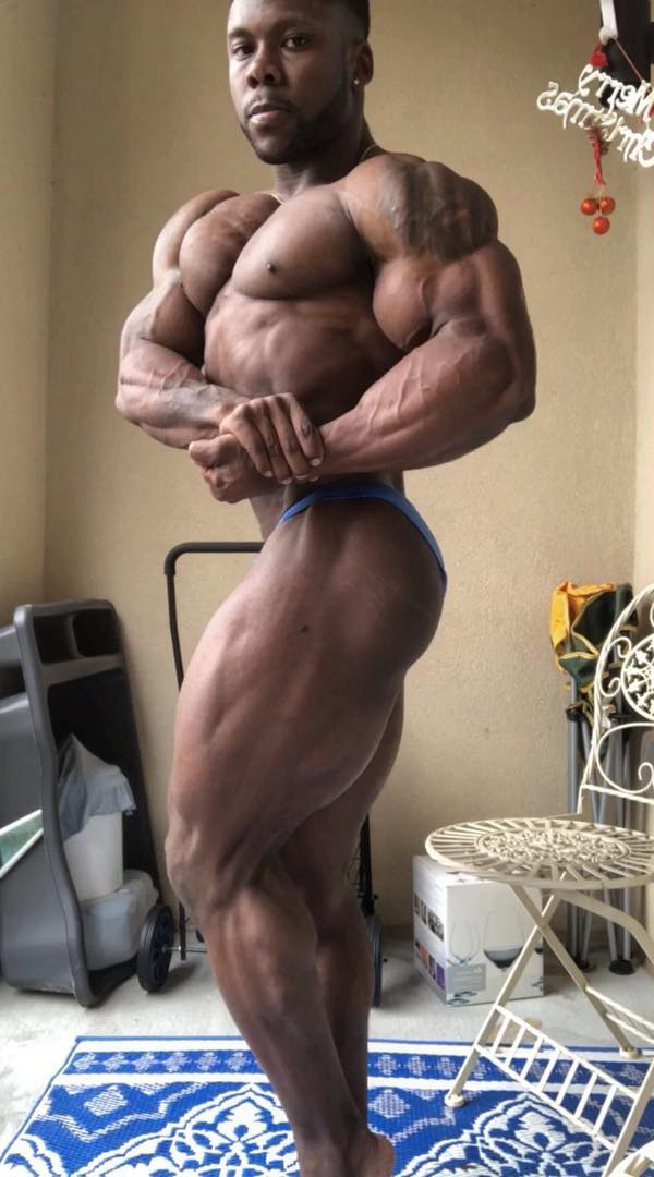Keone Pearson��