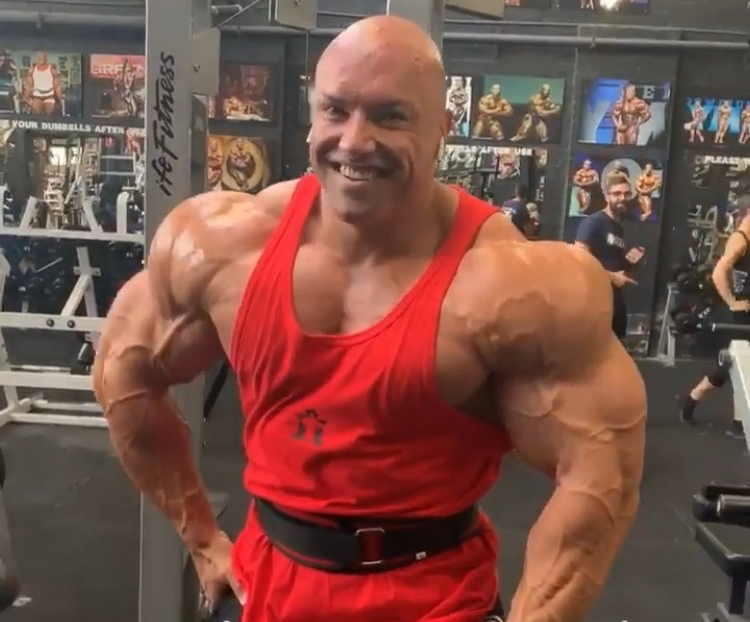 Joshua Lenartowicz�
