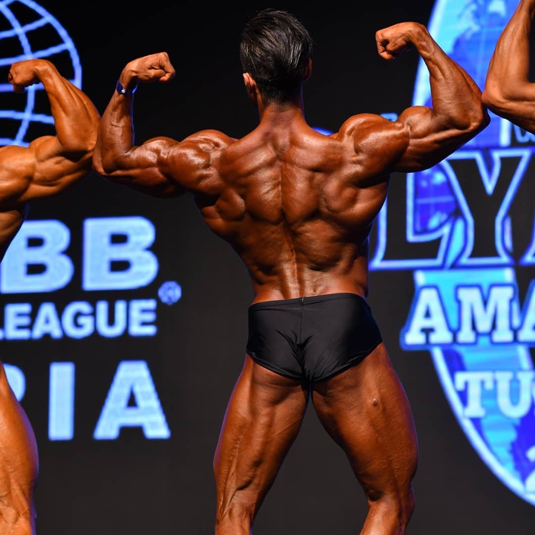 Yashar Anbari�