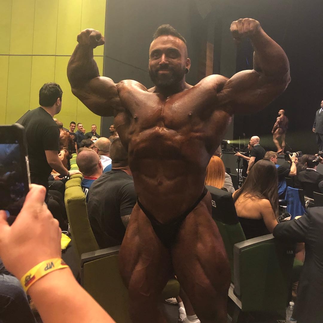Luke Sandoe��