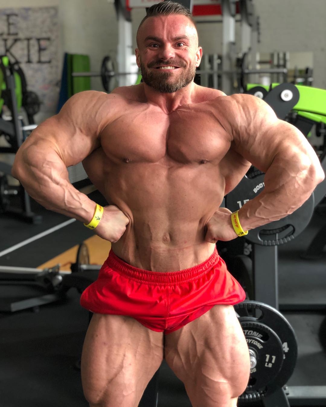 Karol Ma�ecki