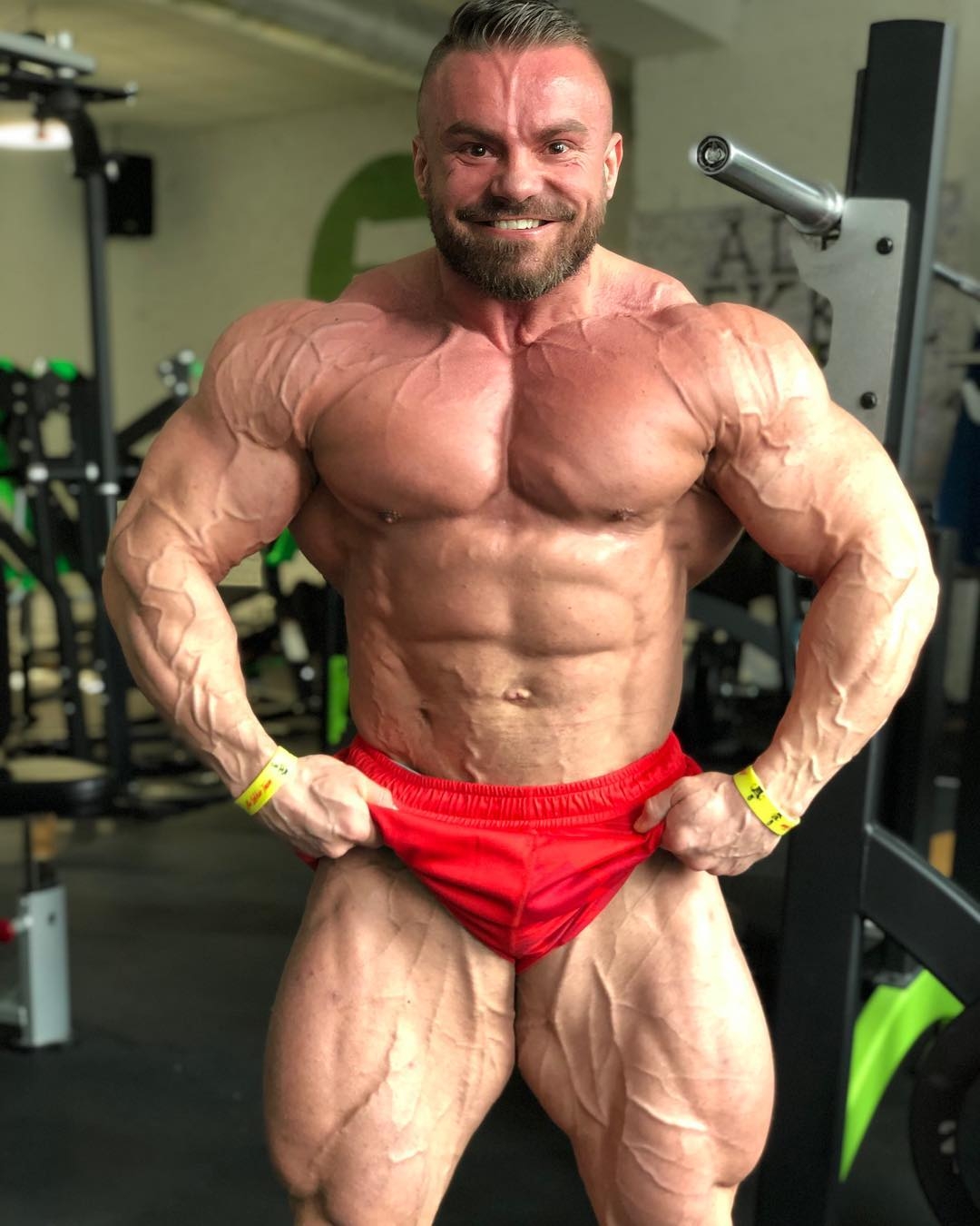 Karol Ma�ecki