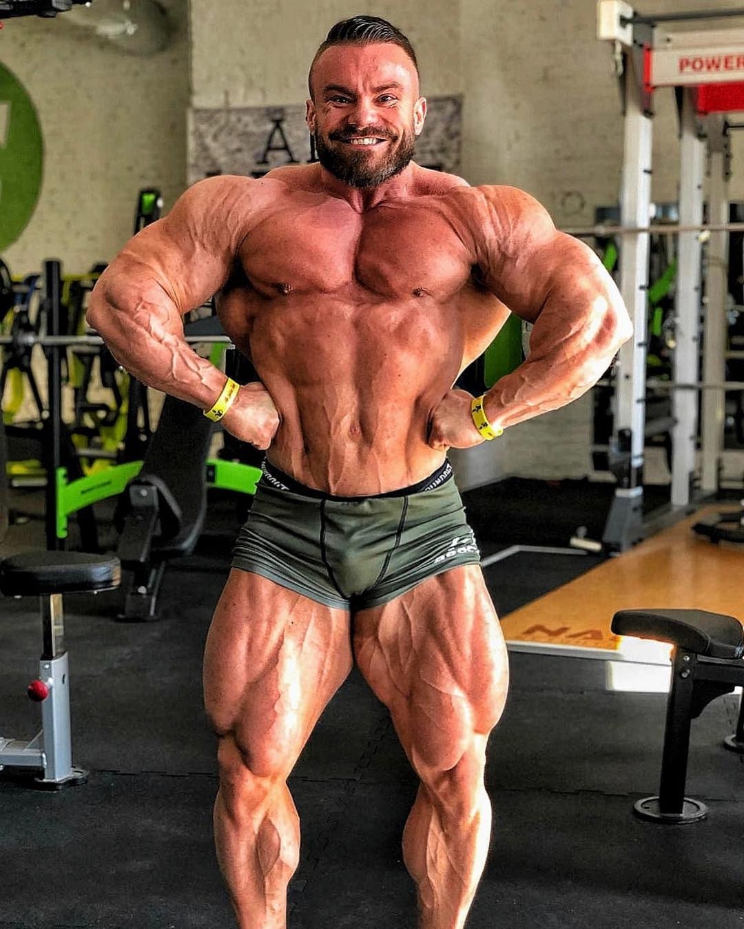 Karol Ma�ecki
