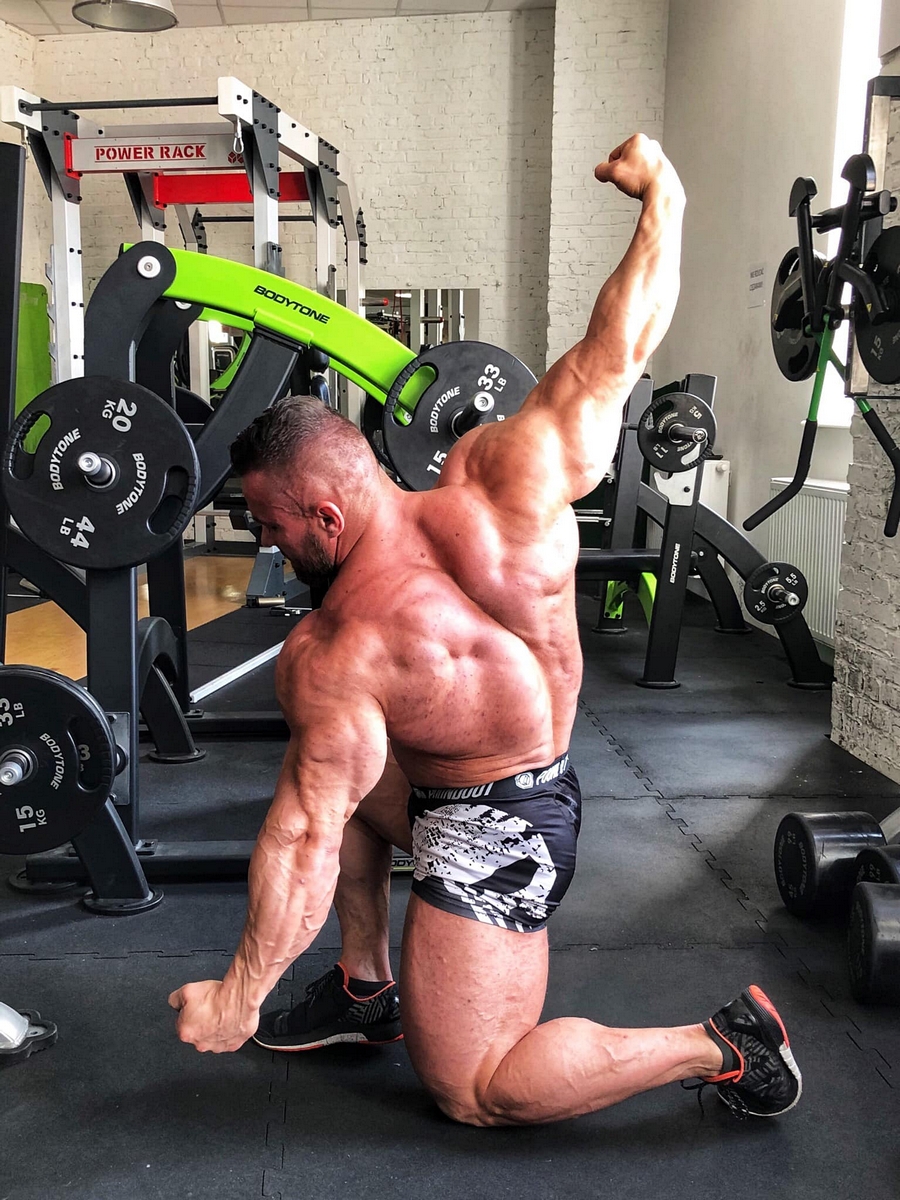 Karol Ma�ecki