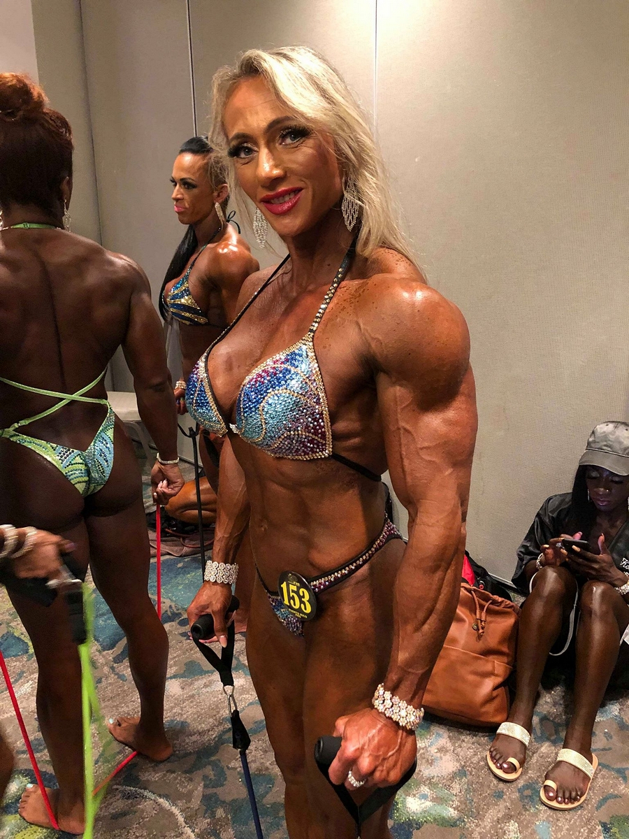 �Margita Z�molov�