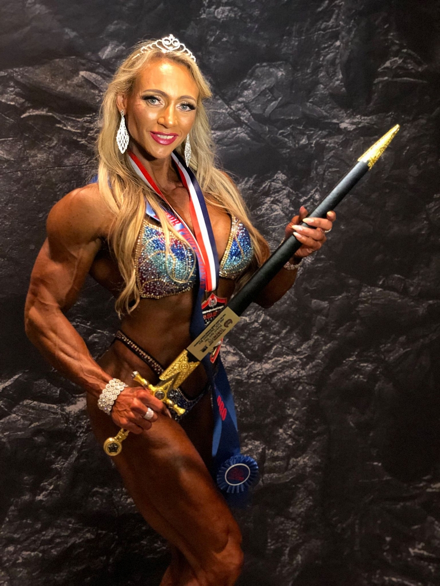 �Margita Z�molov�