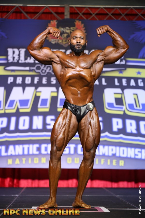 Lee Banks�
