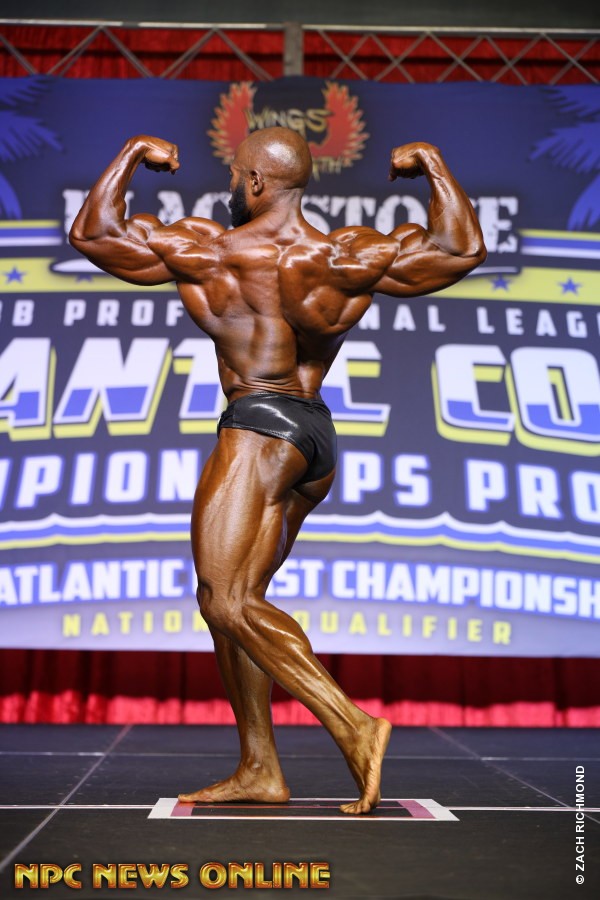Lee Banks�