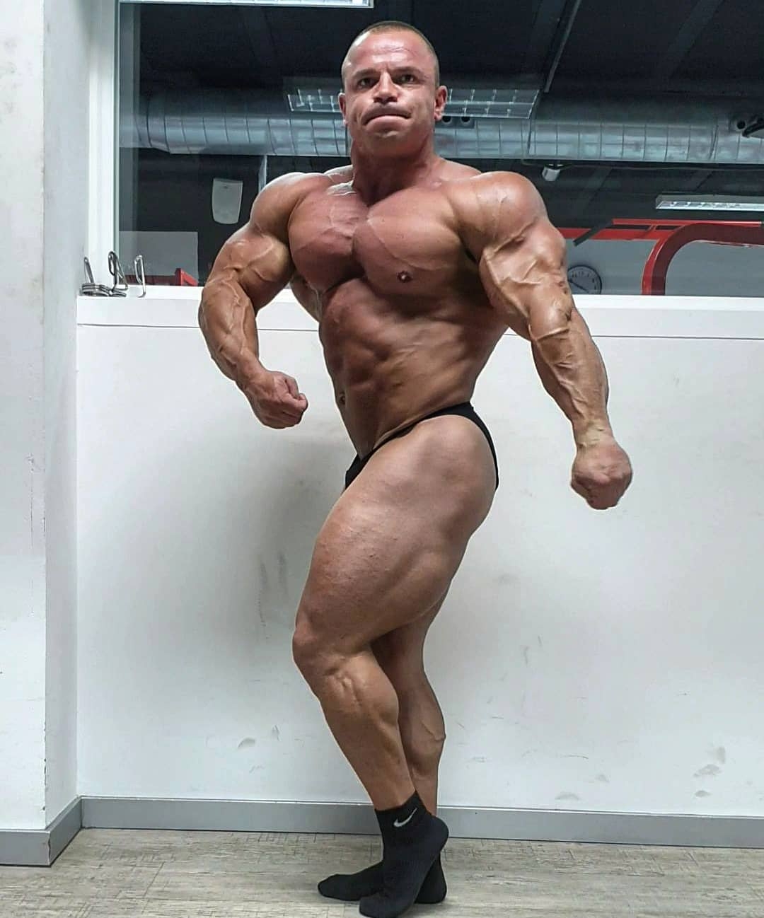 Angel Calder�n Frias