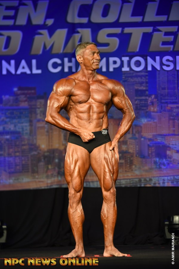 Francis Taua�