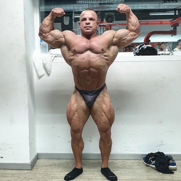Angel Calder�n Frias