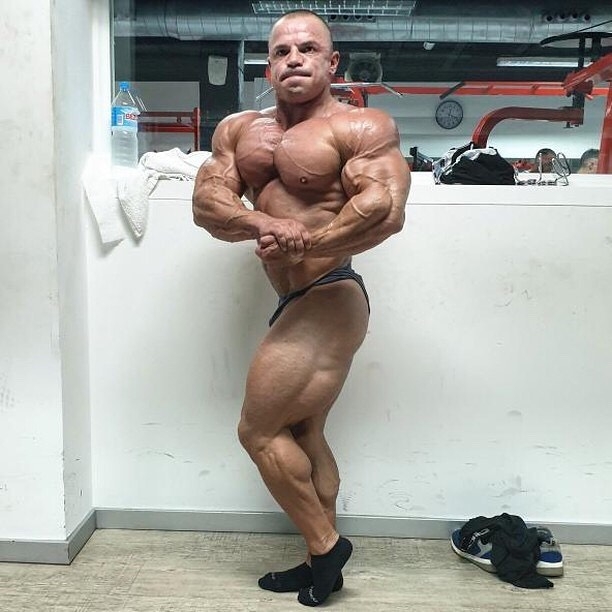 Angel Calder�n Frias