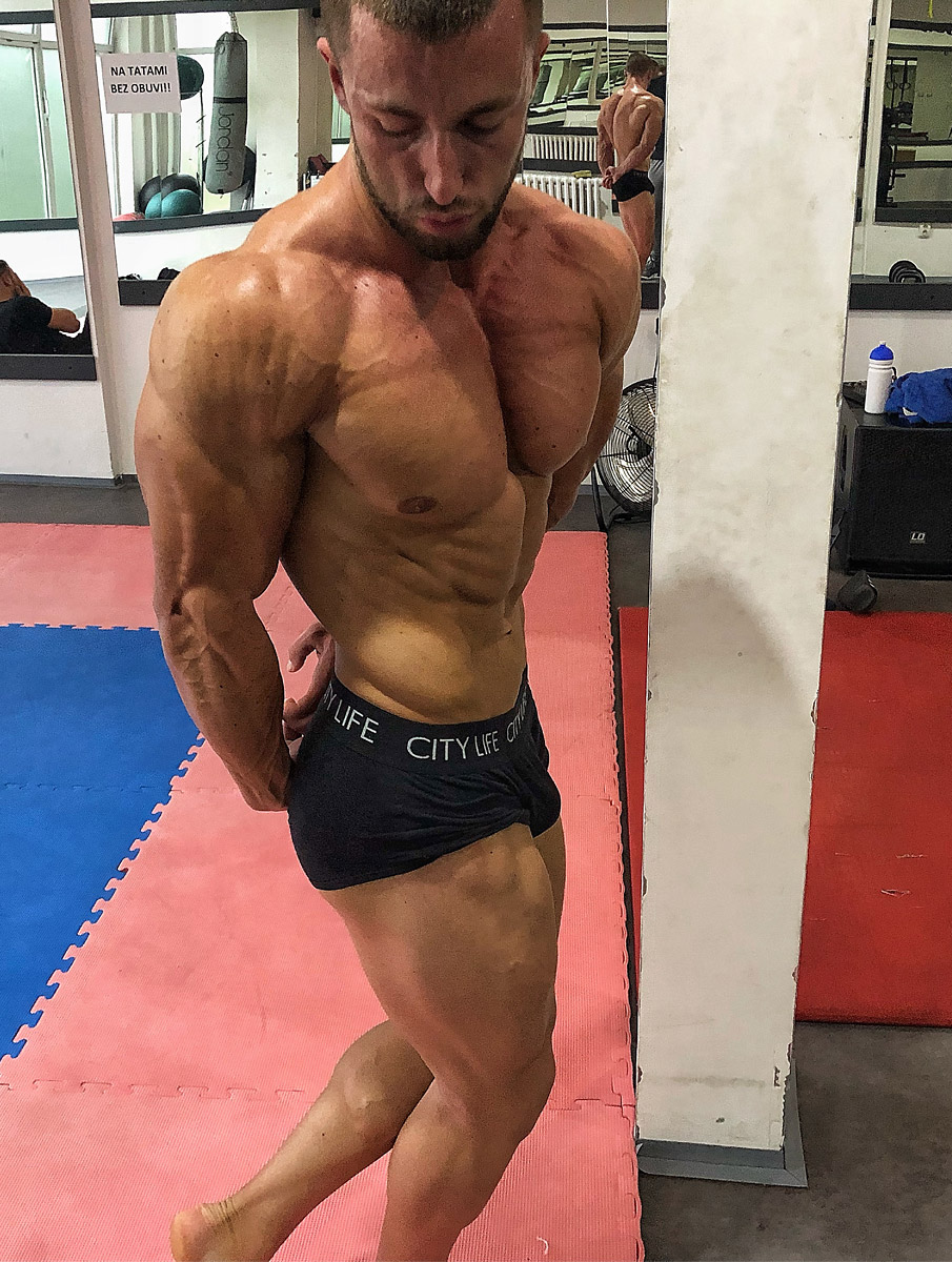 Nikolas Golas p�ed Arnold Classic Europe 2019