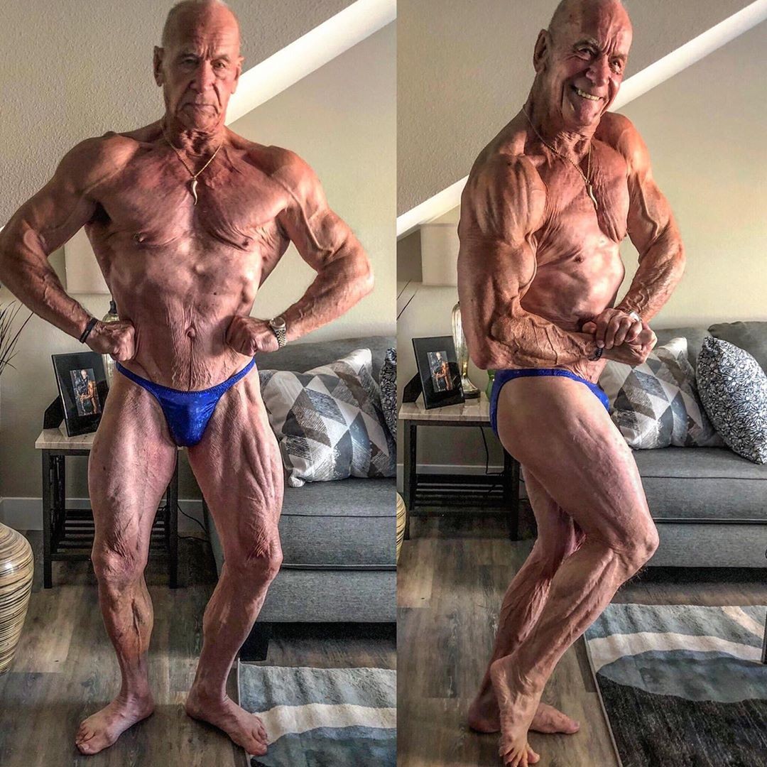 �Arthur Peacock