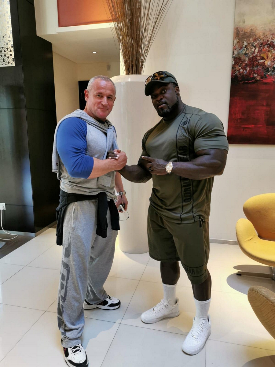 Ladislav Kur��k, Brandon Curry�