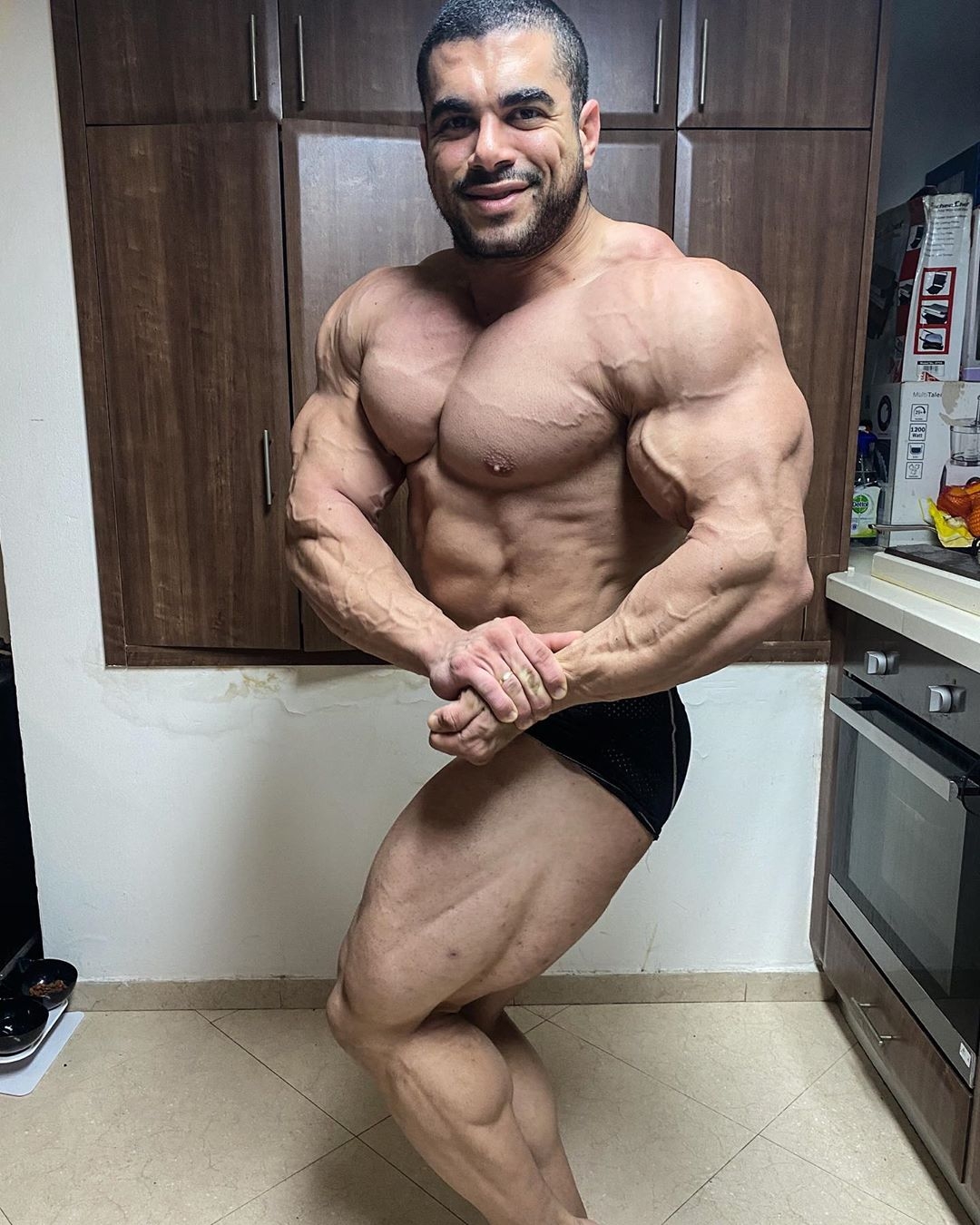 Sahar Kazes