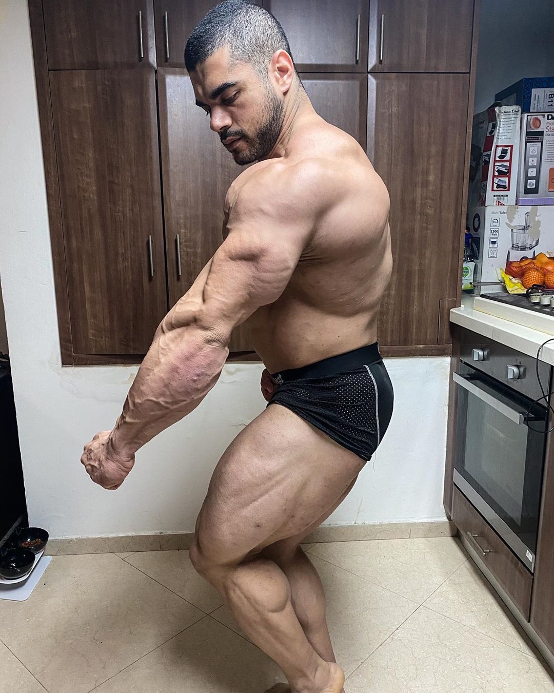 Sahar Kazes