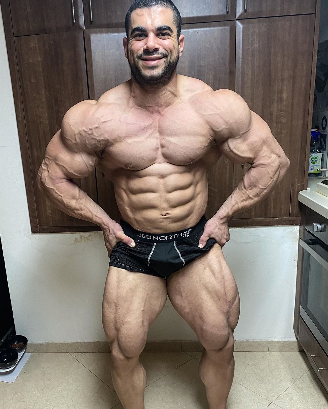Sahar Kazes